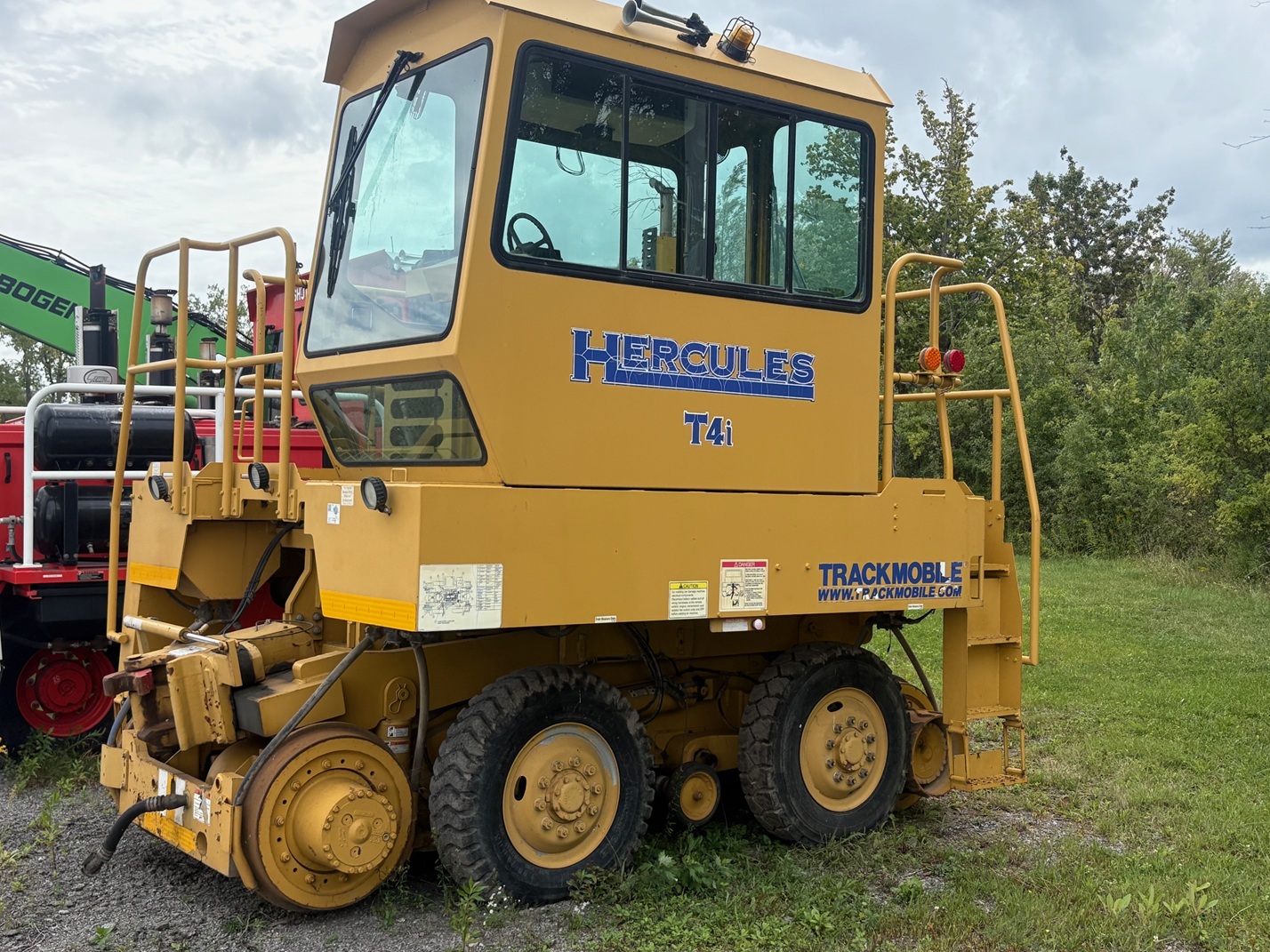 2012 HERCULES TRACKMOBILE RAILCAR MOVER